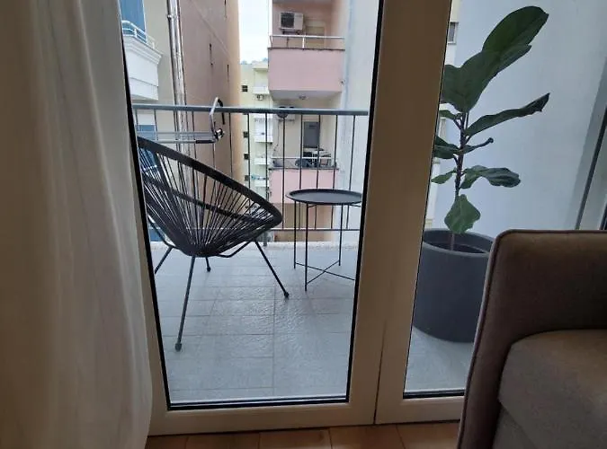Salty Blue, 2 Bedroom Apartment, By The Appartamento Durrës